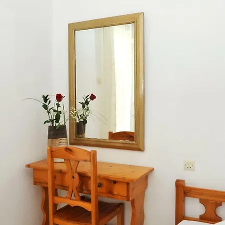 Kyra Frosini Σκιάθος Πόλη
